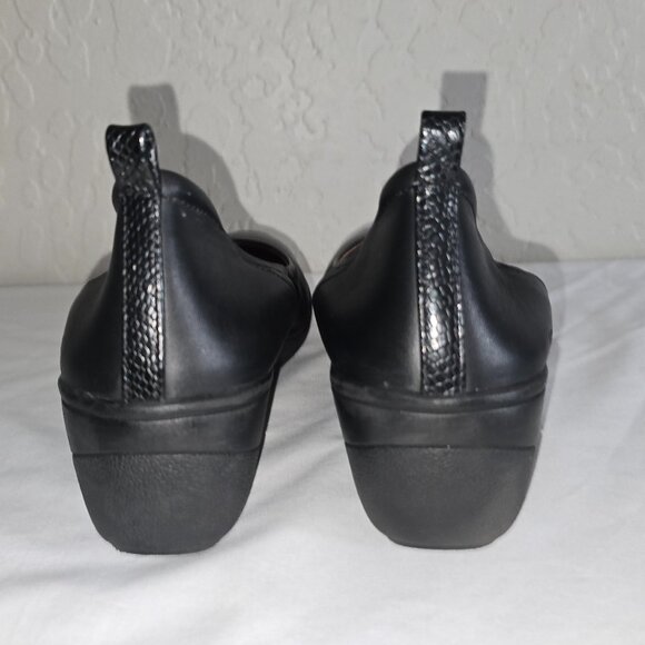 Vionic Jacey Black Leather Slip On Comfort Wedge Heel Shoe Women's Size 10 US - Picture 7 of 10